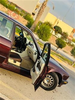 بی ئێم دەبڵیو سیریەس 5